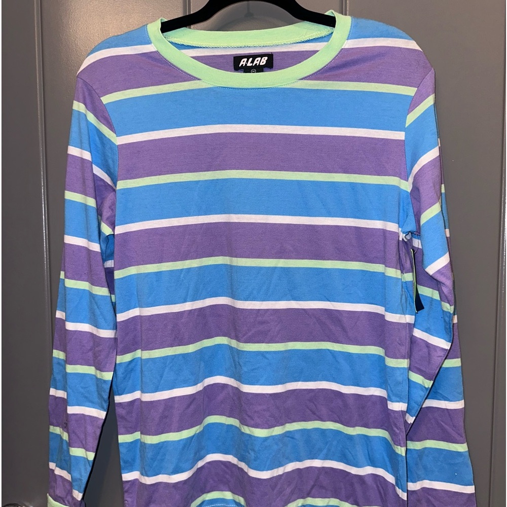 Zumiez Long-sleeved Striped T-shirt w/ tags